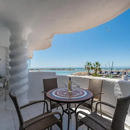 Puerto Marina Sea Views Apartamento